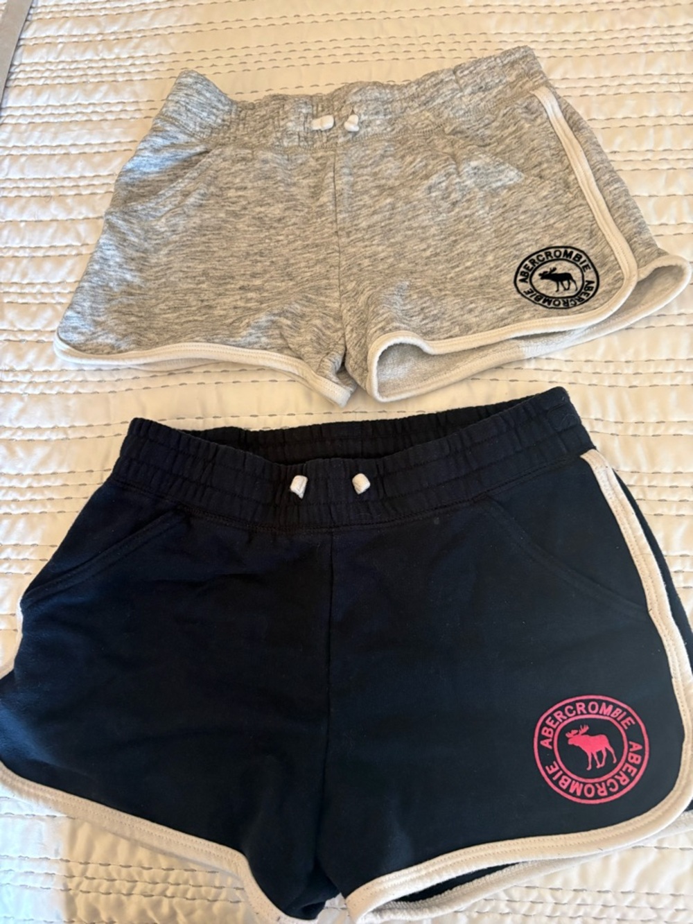 Abercrombie & Fitch Gray and Black Athletic Shorts Set